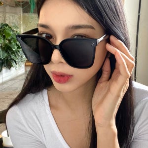남자 여자 선글라스 사각 네모 슬림 가벼운 빅 대두 오버사이즈 스퀘어 패션 자외선차단 뿔테