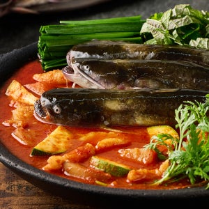 팔팔 메기 매운탕 밀키트 소 2인분& 민물매운탕&캠핑음식 안주