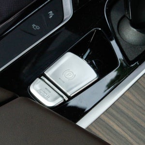 BMW 5시리즈 파킹 브레이크 스위치 몰딩 G30 용품
