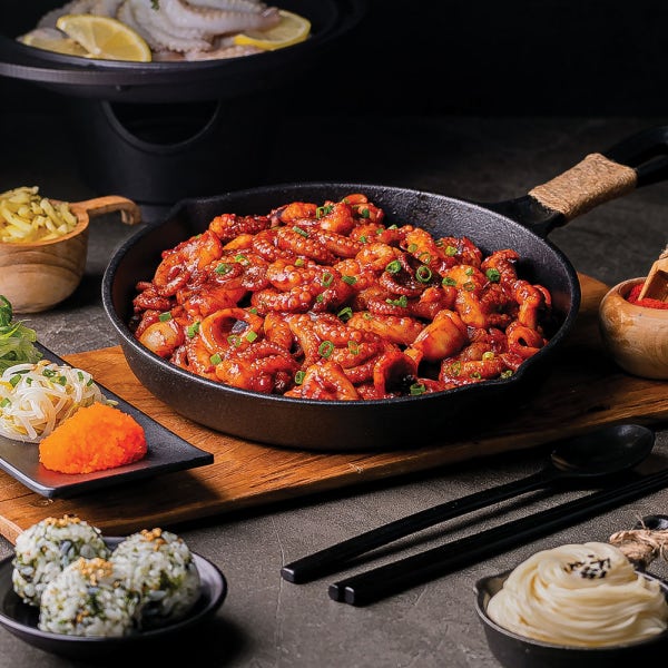 얼짱쭈꾸미 650g 덜매운맛 양념 쭈꾸미 볶음 밀키트 캠핑 음식