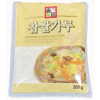 솔표 찹쌀가루 70% 300g 고추장 김치 담글때 튀김요리 경단 떡 탕수육 중화요리 활용