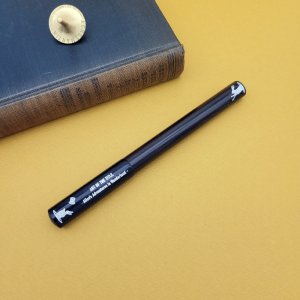 [아그네스마틴 NO-8710843] 엘리스 토끼 - 수제 나무 수성펜 서명펜 선물용 볼펜