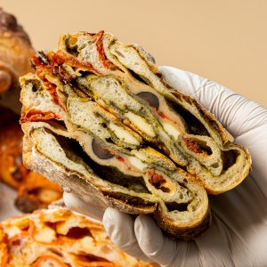 곡성 디트레인 바질토마토 프로마쥬 식사대용 피자빵 바질빵 캠핑음식