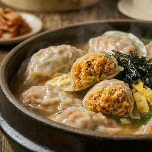 토박이 두부김치만두 떡국 전골 왕 김치 감자만두 물 냉동 포자
