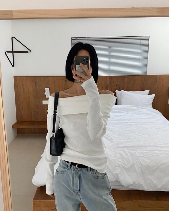 (아이당일) 웨어러블 오프숄더 골지 긴팔티셔츠