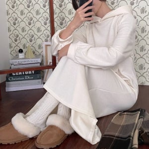 (기모선택)지금부터 쭉 입는 포문드 A라인 다트 핀턱 후드 롱원피스