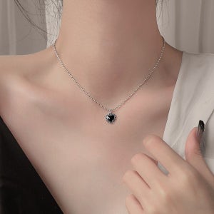 실버 블랙 하트 목걸이 [실버] N319