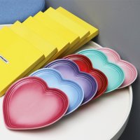 하트 컬렉션 22cm 플레이트 프랑스 LE CREUSET 쿨컬러 사이드메뉴 에나멜 식기 하트형 식판 22cm 플랫 플레이트 정갈한 사랑의 식판