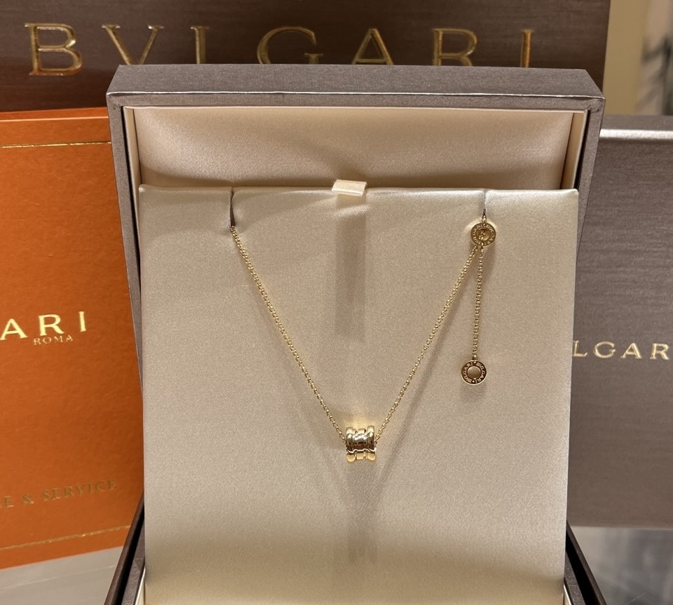 Boucheron Quatre Radiant Edition White Gold Diamond Ring (부쉐론 콰트로 래디언트 에디션 화이트 골드 다이아몬드 링)