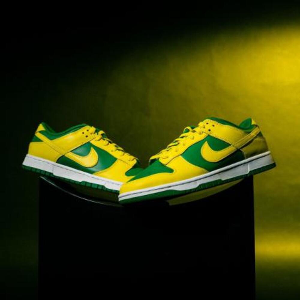 바이셀오사카 오렌지스트릿 남녀공용 일본 나이키 덩크 로우 스니커즈 (리버스 브라질) / ﻿﻿﻿﻿Nike Dunk Low (Reverse Brazil) DV0833-300