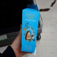 GODIVA 고디바 코코넛 크런치 밀크 초콜릿 돔