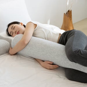 이제잠 천연라텍스 안고자는 바디필로우 롱쿠션 긴베개