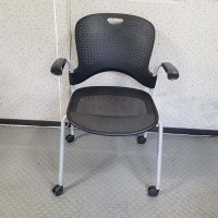Hermanmiller(허먼밀러)CAPER(케이프)의자