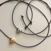 (모앳/목걸이) puffy heart necklace 레이어드롱목걸이 가죽끈 볼드 하트네크리스