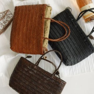 블랙라벨 천연 소가죽 미니 버킷 쇼퍼 토트백 라탄백 여름 숄더백 가방