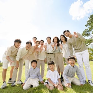 부산 칠순 팔순 잔치스냅 야외 가족 돌 행사 스냅 촬영 다대포 삼락 시민 공원