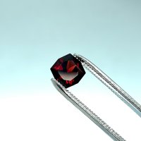 천연 파이로프 알만다이트 가넷 4.48ct