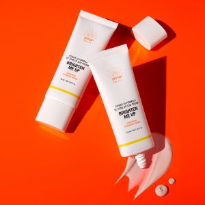 [1+1] 잇츠스킨 파워10 브이씨 톤업 선크림(잡티케어) 45ml [SPF50+ PA++++]