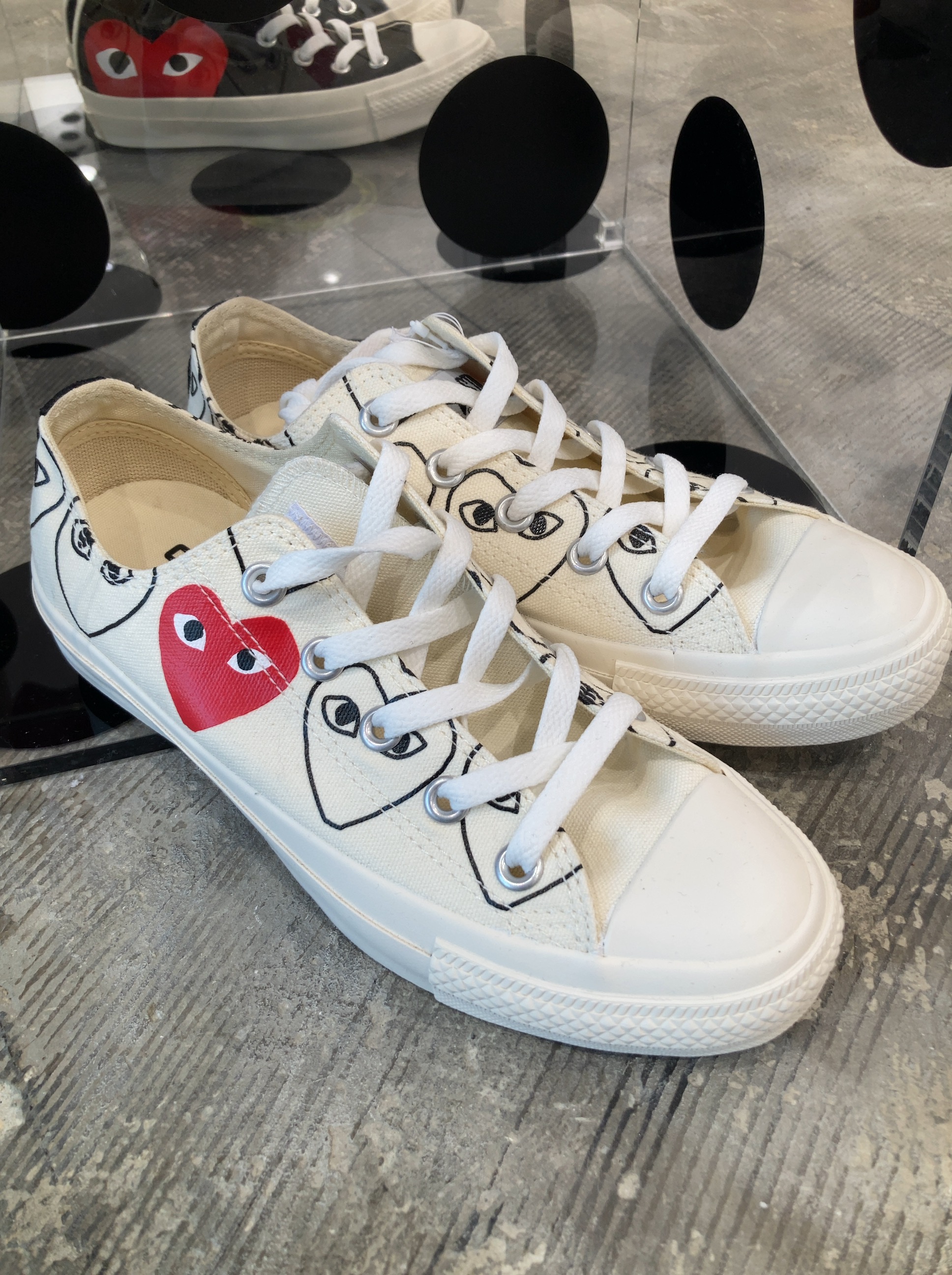 꼼데가르송 PLAY COMME des GARÇONS 컨버스 척 테일러 로우 (화이트)