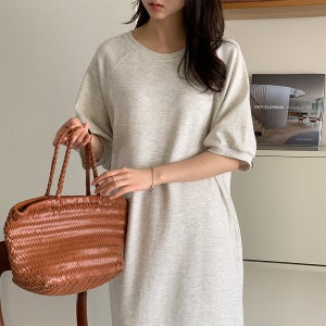 [자체제작] 2524 퍼프소매 반팔 맨투맨 롱 원피스 데일리 루즈핏
