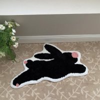 수심 Black Rabbit Rug 러그 토끼 강아지 감성 래빗 카펫 발매트 현관 침실