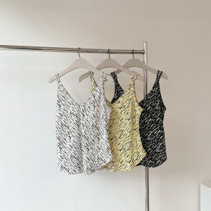 (프리오더)드로잉 무늬 끈나시(시그니처)