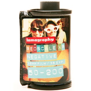 로모 컬러필름 레드스케일 XR 50-200 / 36컷 (1롤) Exp. 2023.11