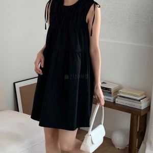 민소매 롱원피스 셔링 어깨끈 나시 여름 여성 마틴 원피스