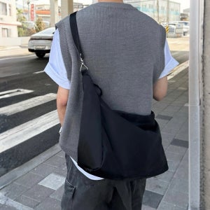 아이패드 노트북 학생 남자 메신저백 매신저백
