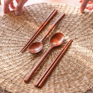 [오목칠] 사옹방 오리지널 나무 우드 옻칠 수저세트(대,소) 2인 숟가락 젓가락 세트 각인