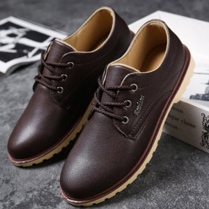 남성 고급스러운 깔끔한 스니커즈 댄디한 클래식 경량 발이편한 구두 로퍼