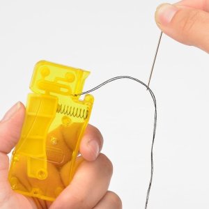바늘 구멍 실꿰기 쉽고편한 자동 실끼우개 옷수선 비즈 공예 재봉 자수 간편휴대