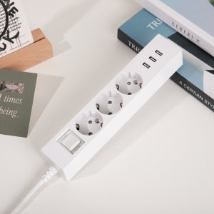 스윗홈 USB 콘센트 안전 접지 과부하차단 스위치 멀티탭 3구 3m 고속충전