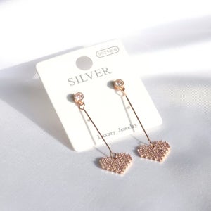 모자이크 하트 롱 드롭 은침 귀걸이