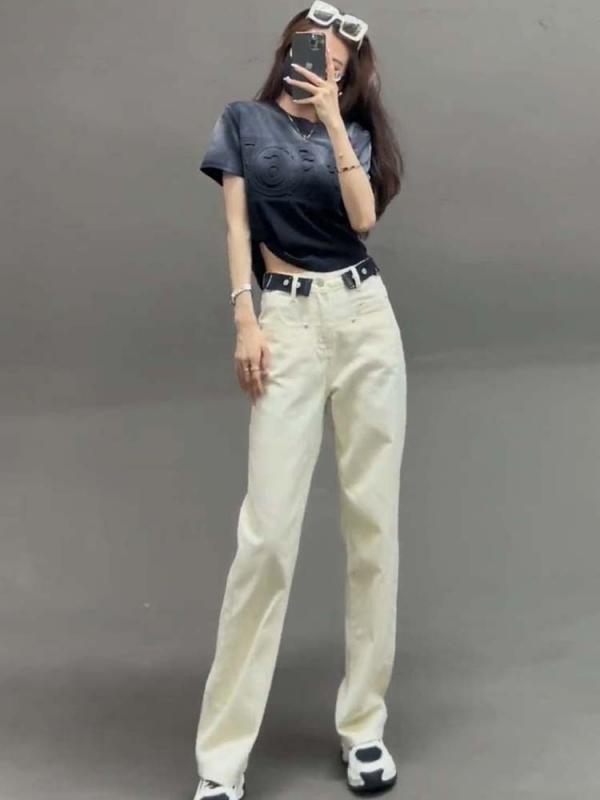 여성 여름 캐주얼 코디 세트 라운드넥 크롭티 베이지 스트레이트 팬츠 투피스 MZ세대 트렌드 패션