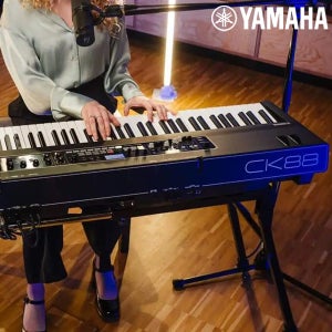 야마하 신디사이저 CK88 스테이지 키보드 피아노 / CK-88