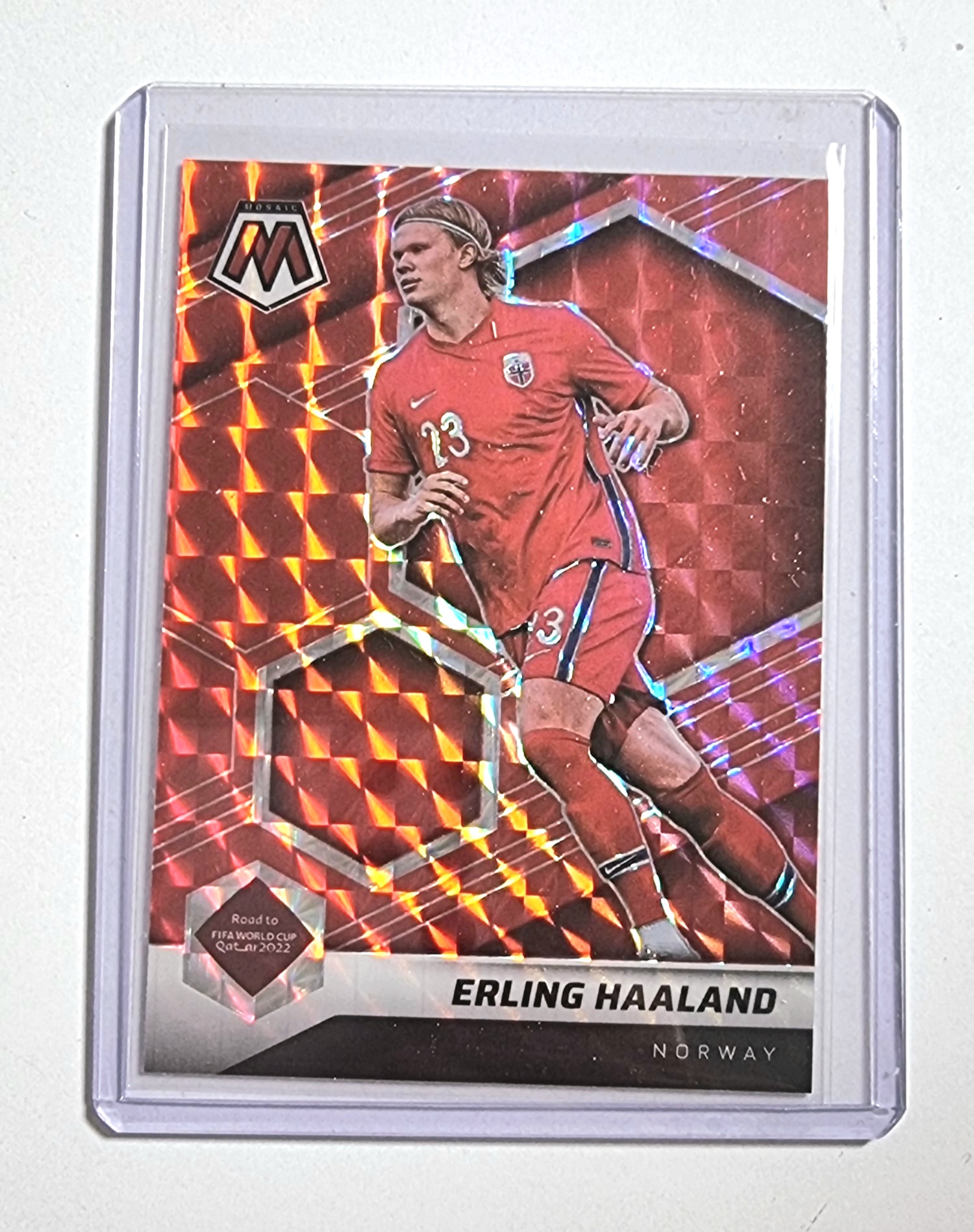 엘링 홀란드 2021-22 Mosaic Red Prizm World Cup Soccer 홀란 N0-56 Erling Haaland 축구카드