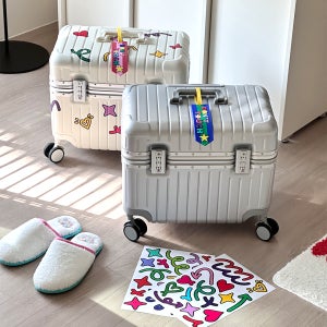 위로 열리는 밥솥 캐리어 18인치