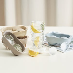 홈하우스 국산 실리콘 얼음틀 얼음트레이 아이스볼메이커 하이볼 위스키 아이스큐브 2구