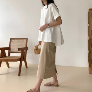 롤업 소매 반팔 옆트임티셔츠 에이라인 언발 연핑크 티셔츠