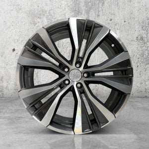 볼보 X60 2세대 B6 인스크립션 건메탈폴리쉬 복원 임판급 20인치 휠 P0000BST