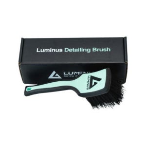 루미너스 시안 타이어 브러쉬 갈변제거