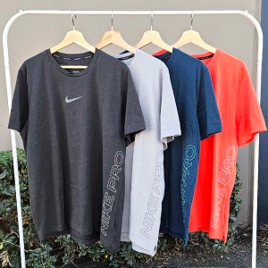 나이키 반팔티 프로 드라이핏 번아웃 트레이닝 피트니스 러닝 기능성 반팔 티셔츠 러닝복
