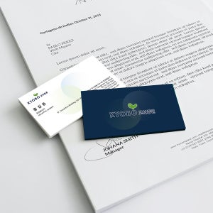 교보증권 로고색상이 잘 조합되어 더욱 세련된 한화생명 보험회사명함 (2)