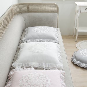 인뎀바움 레이스 자수 사각방석커버 좌방석 좌식 바닥 거실 방석 등받이쿠션