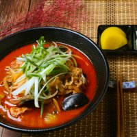 돼지고기 가득 맛있는 옛날 중화 집에서 수제 캠핑 해장 야채 고기 짬뽕 500g