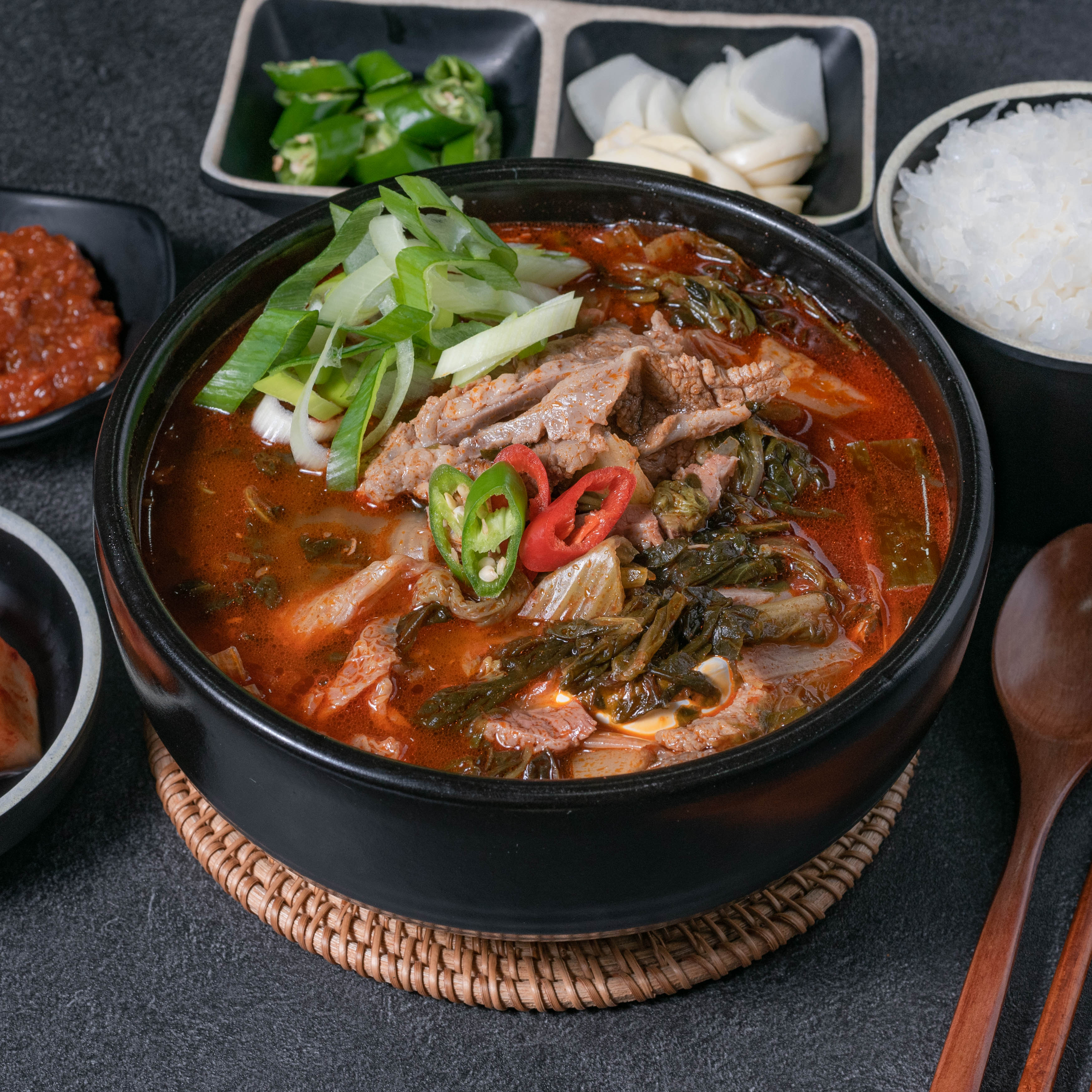 국밥맛집 얼큰한우국밥 장터 소고기국밥