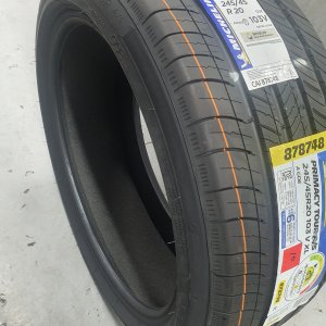 미쉐린 2454520 BMW X3 / X4 사계절용 타이어 245 45 20 미쉐린올시즌
