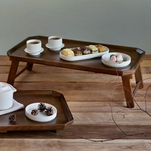 에라토 우딘 월넛 미니 접이식 원목 베드 트레이 S 접이식 테이블