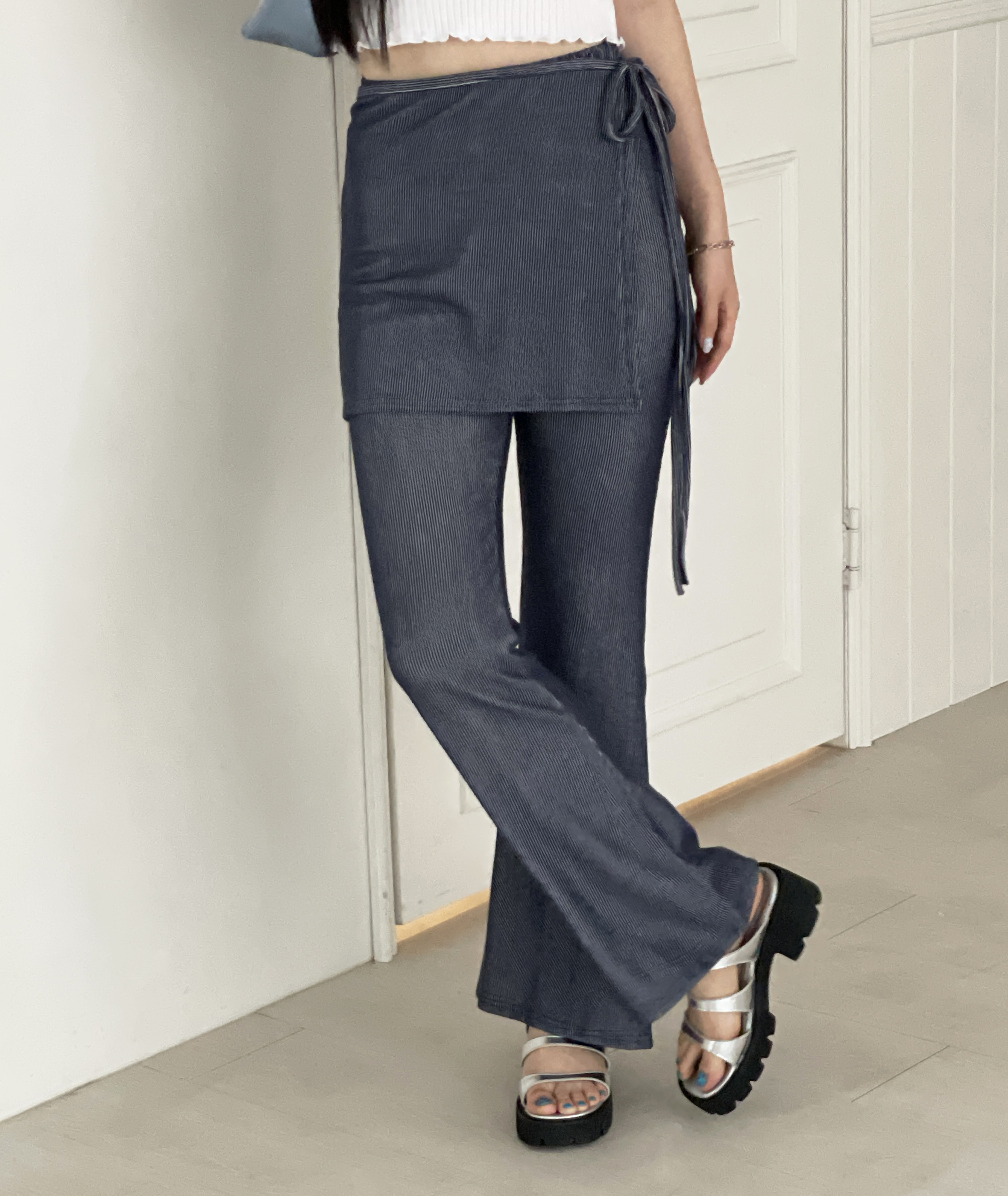 하라<b>pt</b> 랩스커트 레깅스 밴딩 골지 치마바지 부츠컷 트임 레이어드 팬츠 세트(2col)